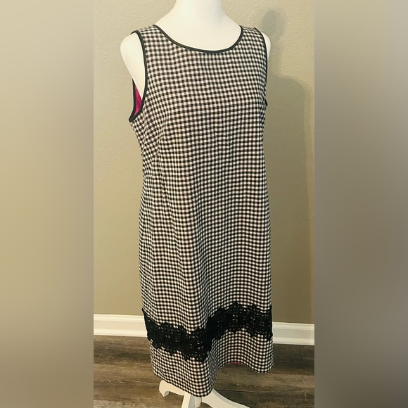 Jessica Howard Sleeveless Sheath Dress - Large / 12 - Black Gingham Lace Trim - Picture 6 of 13